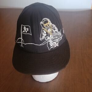 Rare New Era 59Fifty Oakland A's Astronaut Fitted Hat Cap 7 5/8 Embroidered